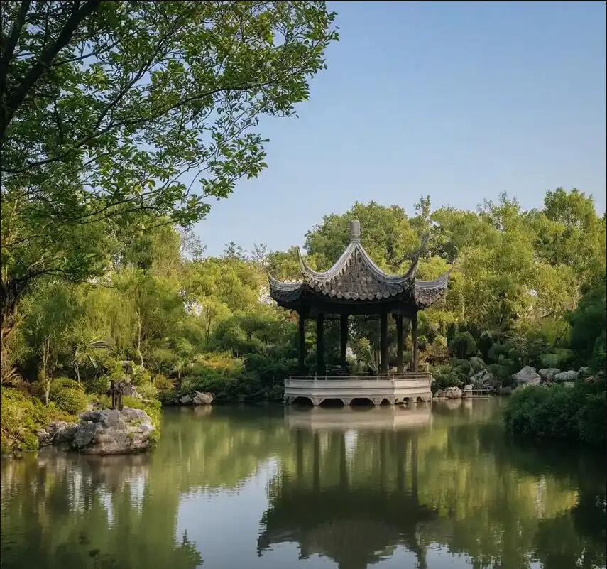 鸡西碧彤餐饮有限公司